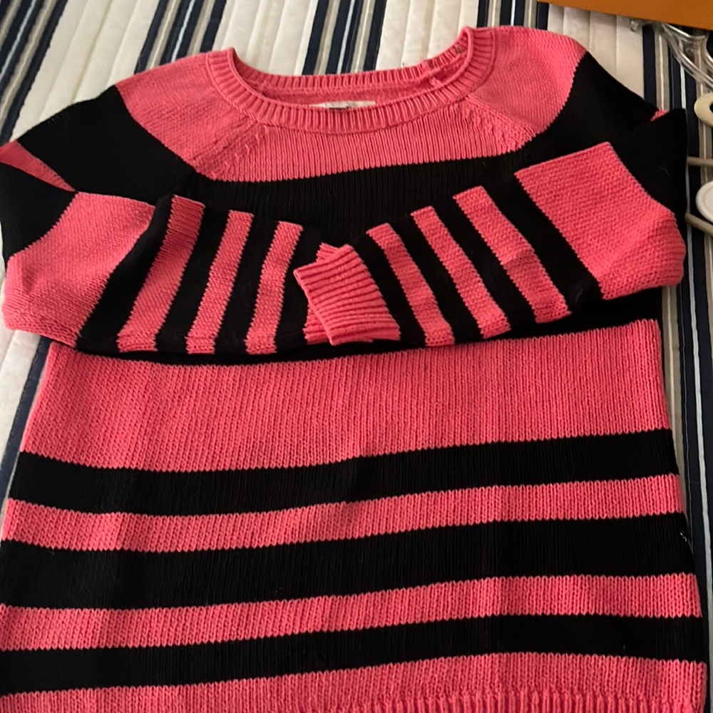 Ann Taylor Loft women’s cotton knit sweater M.  Never worn. Coral and navy